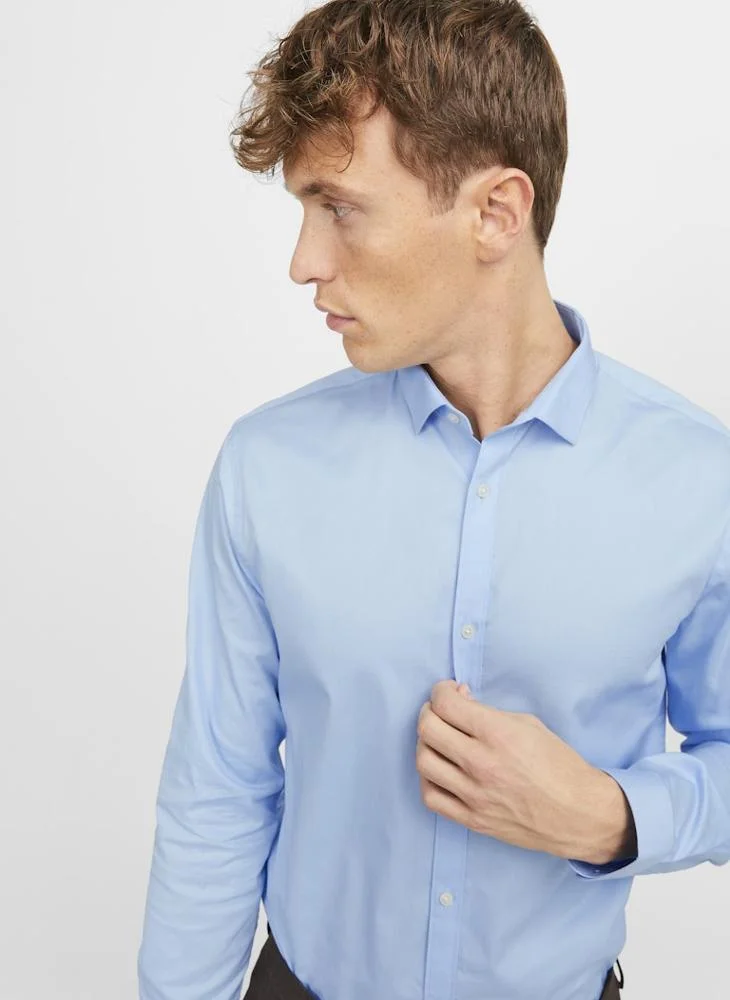 JACK & JONES Windsurfer Fit:SLIM FIT Solid Regular Fit Shirt for Men | Best Price UAE